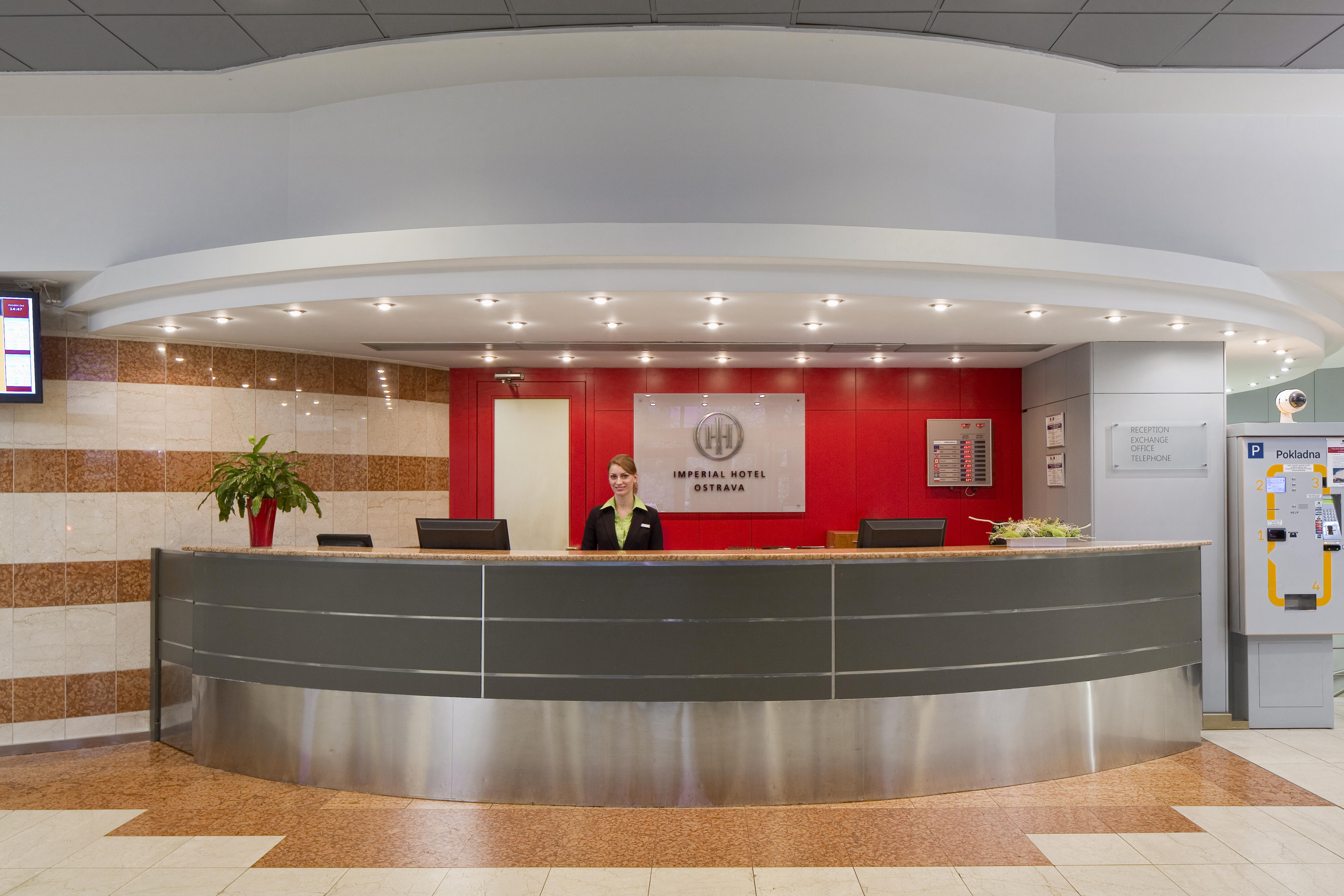 Imperial Hotel اوسترافا المظهر الخارجي الصورة